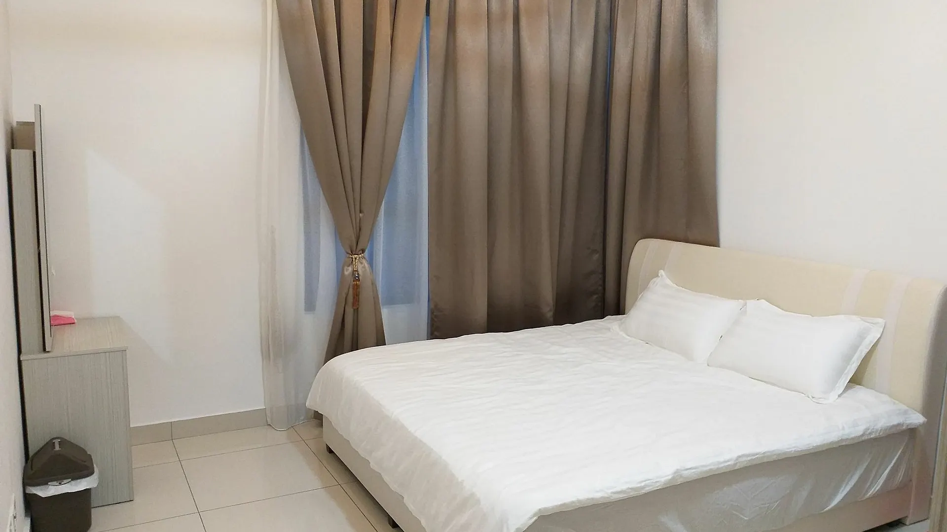 Raffles Suites Homestay location